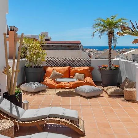 Casco Antiguo Terraza Y Vistas Al Mar Playa A Pie 1b